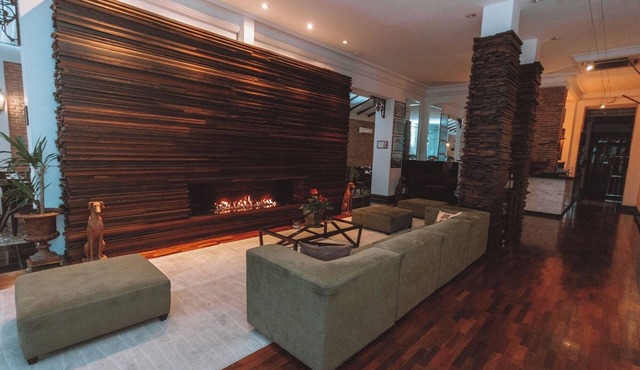 Step Back to 1917—Romantic Hotel with Breakfast in Vibrant Downtown Curitiba