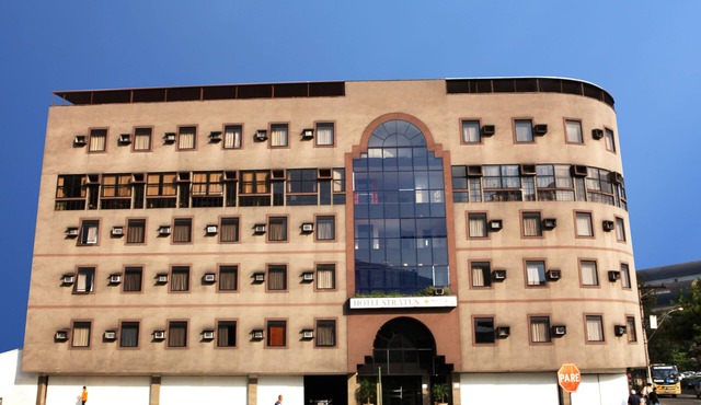Stratus Vila Hotel