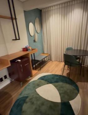 studio 1304 Green