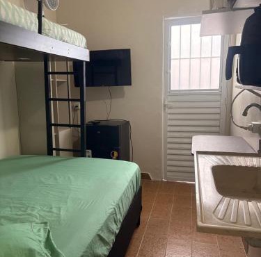Studio aconchegante a 200m da Praia Solemar - Praia Grande