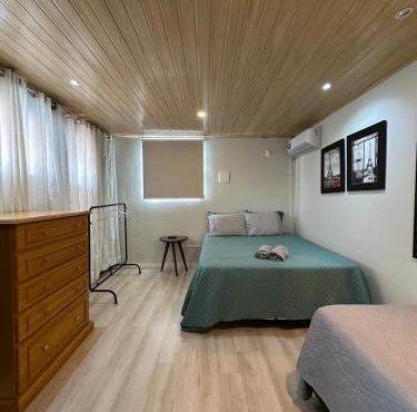 Studio Aconchegante - com Garagem Privativa e Ar Condicionado REV391