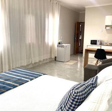 Studio Aconchegante e Moderno