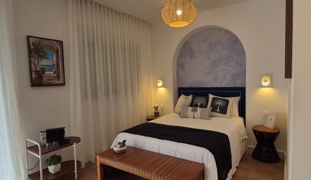 Studio Azure Pinheiros Refuge SP Comfort, practicality and charm!