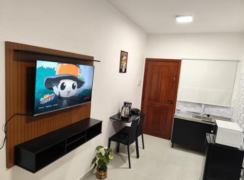 Studio Bem localizado, WIFI Rápido, Ar Condicionado e Estacionamento 1