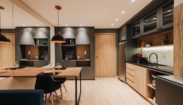 Studio Estiloso - Garagem Grátis - ao lado do Shopping Pelotas