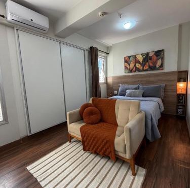 Studio Hotel S4,garagem,ar condicionado,piscina,200 M metrô