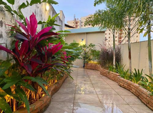 Studio-House with Tropical Garden