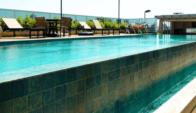 Studio moderno, piscina, academia, área de lazer!