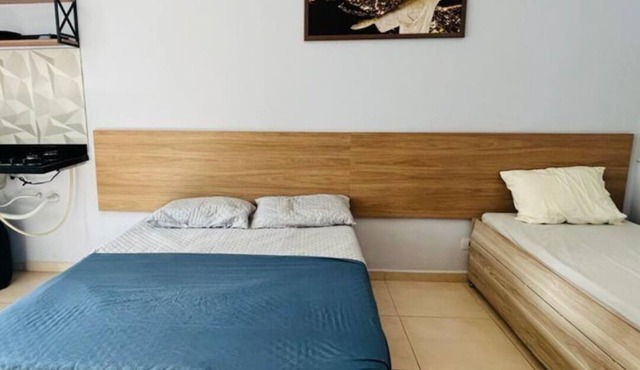 Studio Pernambuco is spacious and comfortable for families and groups.