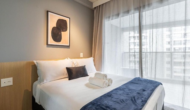 Studio Vila Madalena | Rooftop + Varanda + AC