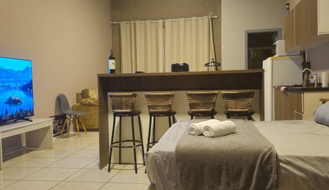 Studio with balcony, 500m from city hall.