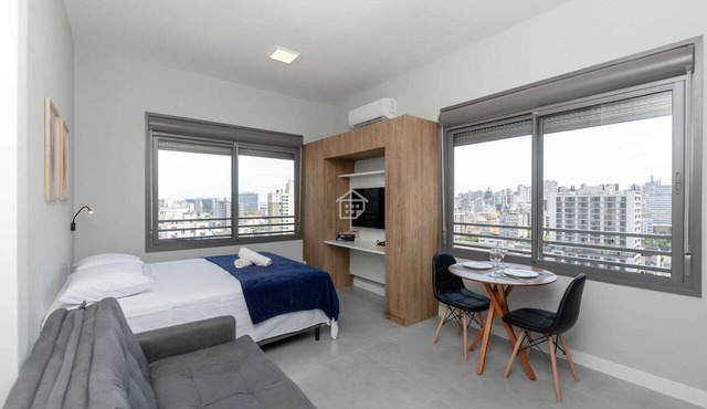 Studio with Views of Redenção Park