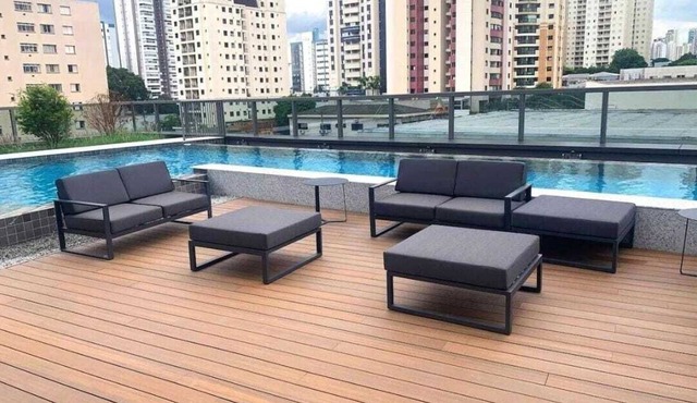 Studios with outdoor pool in the lounge.