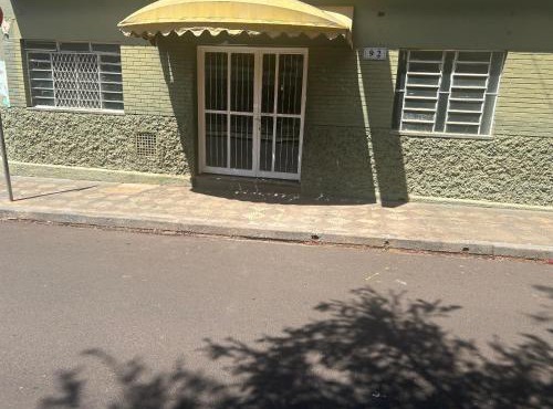Suíte 08 no centro da cidade