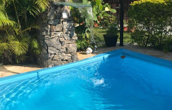 Sua casa de praia em Maresias.