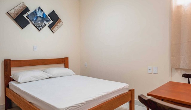 Suite 3 with air conditioning, Wi-Fi, minibar, TV and swimming pool. Close to the beach.