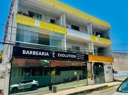 Suite climatizada em Ap compartilhado na ponta da areia