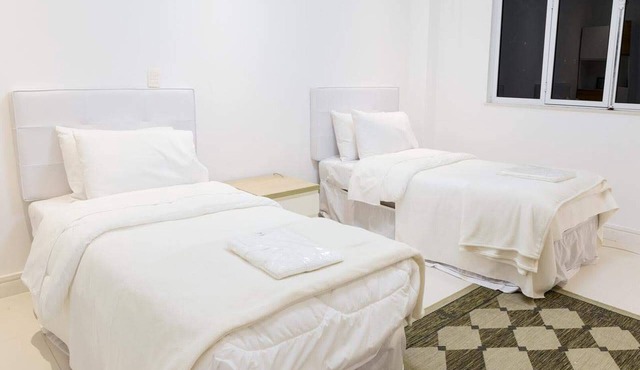 Suite with 2 single beds
