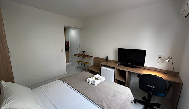 Suite with mini kitchen and pool