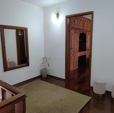 Suites Quartos Lindos Sobrado com Piscina no Centro