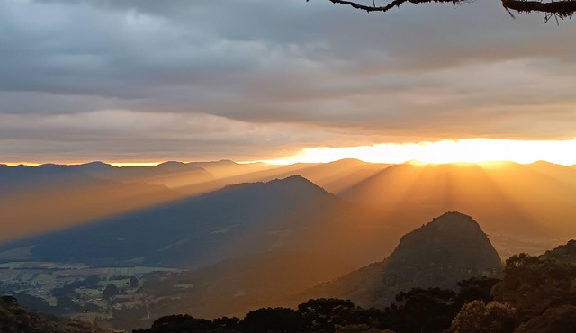 Surreal View of the Urubici Mountains - Wolken Haus