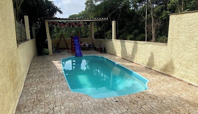 SWIMMING POOL, BARBECUE, FOOTBALL FIELD