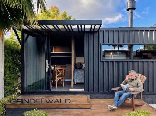 Tiny House Grindelwald | Banheira + Lareira