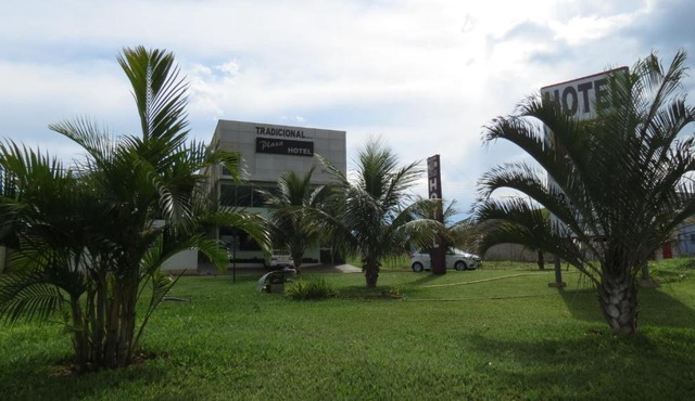 Tradicional Plaza Hotel