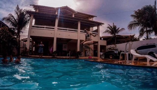 TRIPLEX MANSION 10 SUITES 55 BEDS NEXT TO BEACH PARK