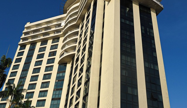 Tropical Executive Suite Kitchenette Water View