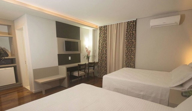 Two Suites with Gardens, Pools & Waterfall Views + Explorers in Foz do Iguaçu