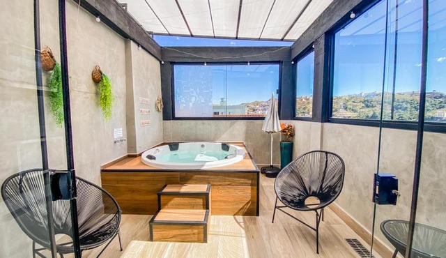Uai House com jacuzzi, teto rooftop retrátil e colchão massageador
