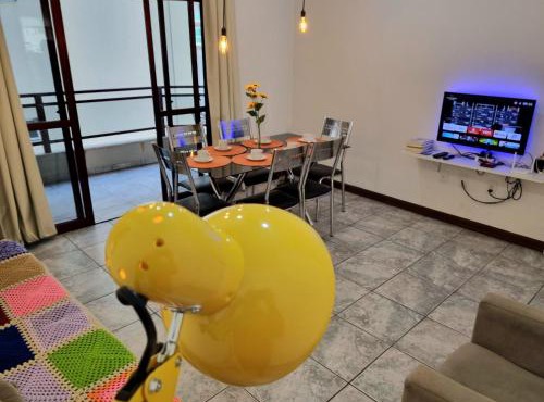 UMA QUADRA E MEIA DO MAR Ar Wifi Smart TV