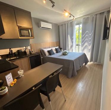 Uni Home 405 - COM ESTACIONAMENTO GRATUITO - Studio moderno e novo perto do MAC - Boa Viagem