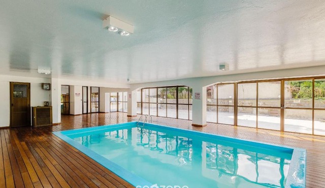 Units in Building with Swimming Pool in Gramado - MDC