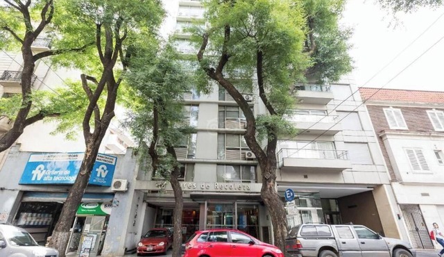 Uriburu 1756 by Ayres Apartments Recoleta