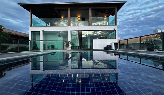 Vacation home - high standard with lake and mountain views