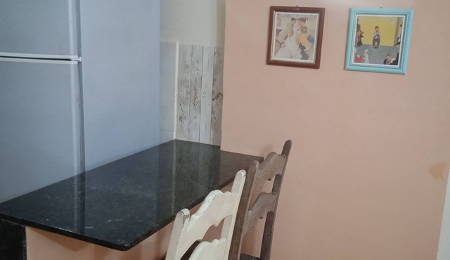 Very cozy studio-style studio, close to the beach and everything