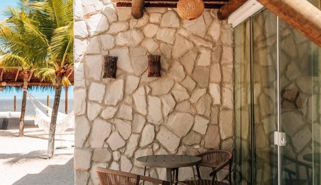 VILLA CANOE HOTEL