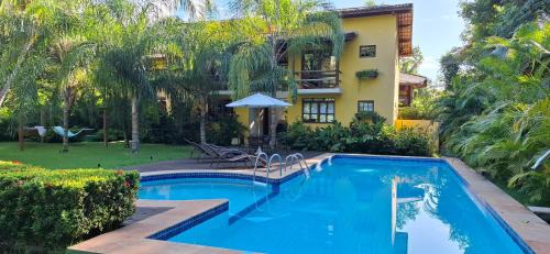 Villa do Cajueiro Imbassaí by La Vem Férias