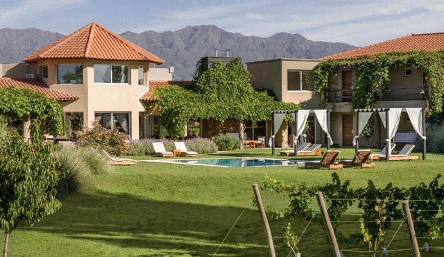 Villa Mansa