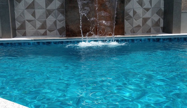 VILLA ON THE BEACH WITH POOL, Cond. Closed, with lots of nature and leisure