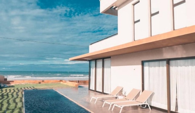 Villa Preziosa Front Beach