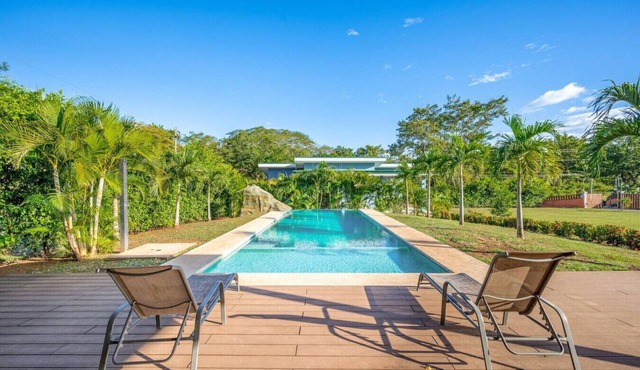 Villa Sol y Mar Shared Pool 2 miles to Beach