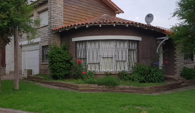 VILLA VIDA - No se aceptan grupos de jóvenes