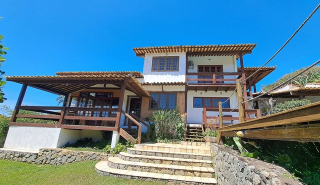 Well located house in the center of Buzios