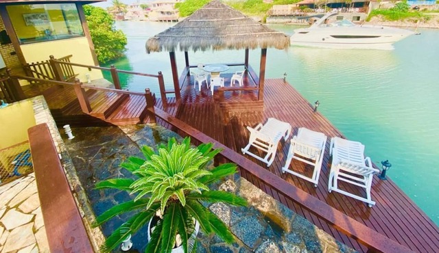 Wonderful house on the edge of the Búzios channel