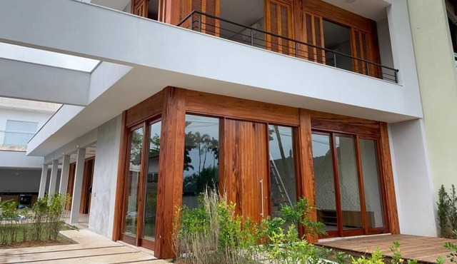 Wonderful modern house on the beach !!!