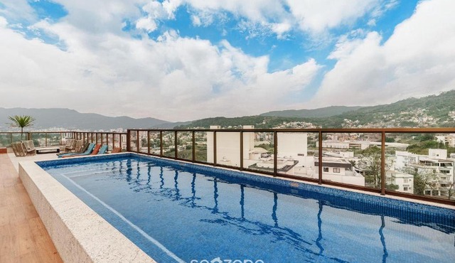 YHD - Condominium with pool near UFSC Located in Carvoeira, this condominium is an excellent choi