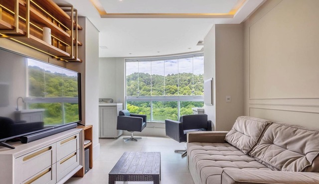 Your Complete Stay Just Minutes From the sea in BC Stls